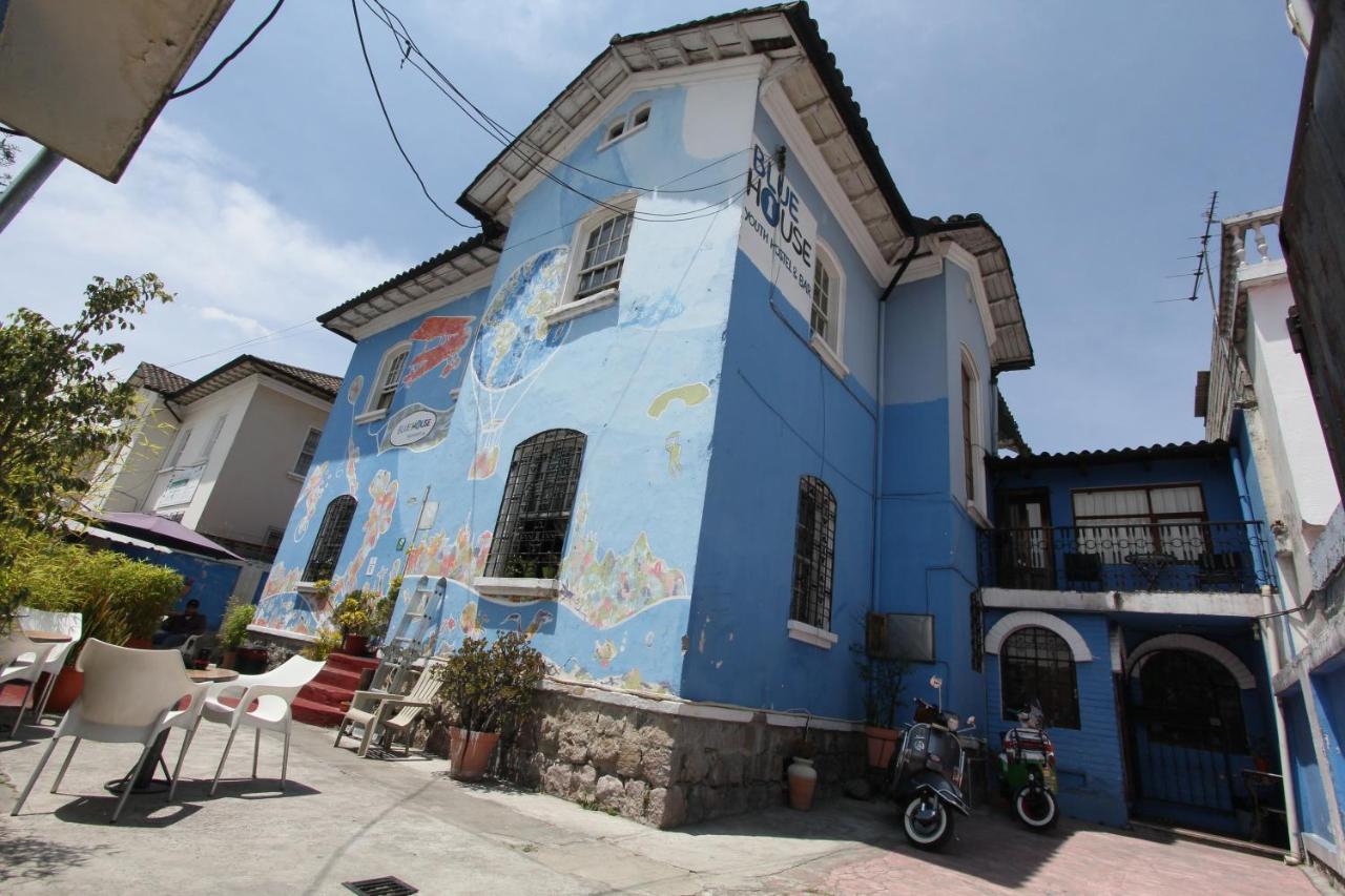 Blue House Youth Hostel Quito Exterior foto