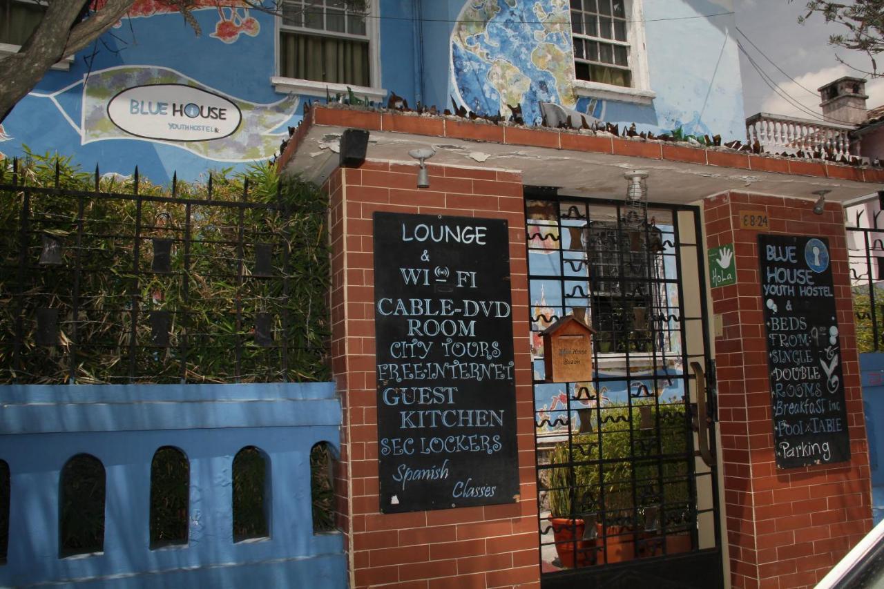 Blue House Youth Hostel Quito Exterior foto